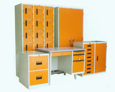  Orange (OR)