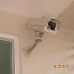 ติดตั้งกล้องวงจรปิด ( CCTV system)-รับออกแบบและสร้างห้องคลีนรูม คลีนแอร์ โปรดักท์
