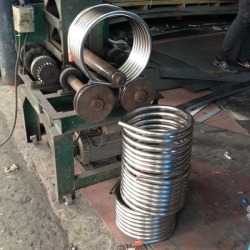 Get stainless steel pipe rolls.