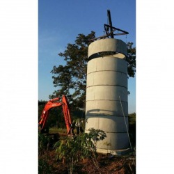 Install concrete water tank