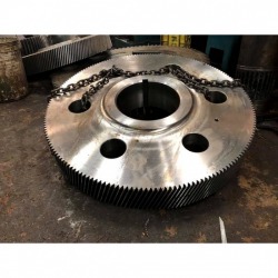 Large gear production