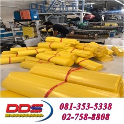 large bag-making factory Production of postal envelopes