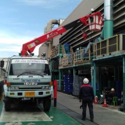 Hiab car rental attached to the end of the boom basket, Chonburi