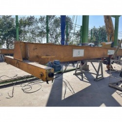 Installation of a 5 ton electric crane