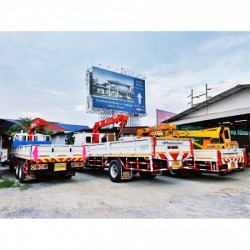 Hiab car for rent, Nonthaburi