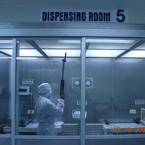 ห้องชั่งยา (Dispensing Booth) ห้องชั่งยา (dispensing booth) 